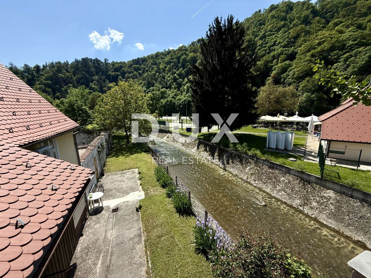 SAMOBOR, CENTER - čudovita hiša z velikim vrtom!