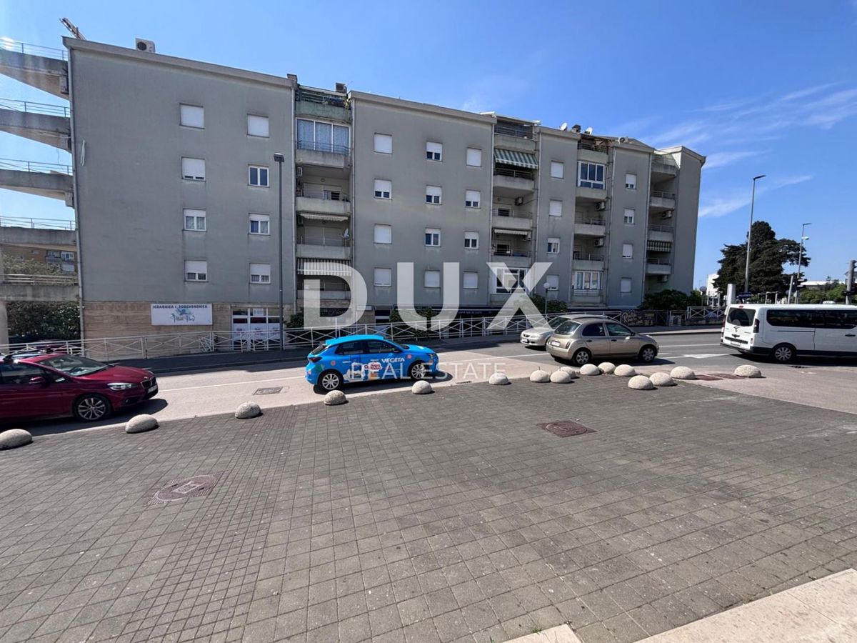 ZADAR, RELJA - Poslovni prostori na vrhunski lokaciji