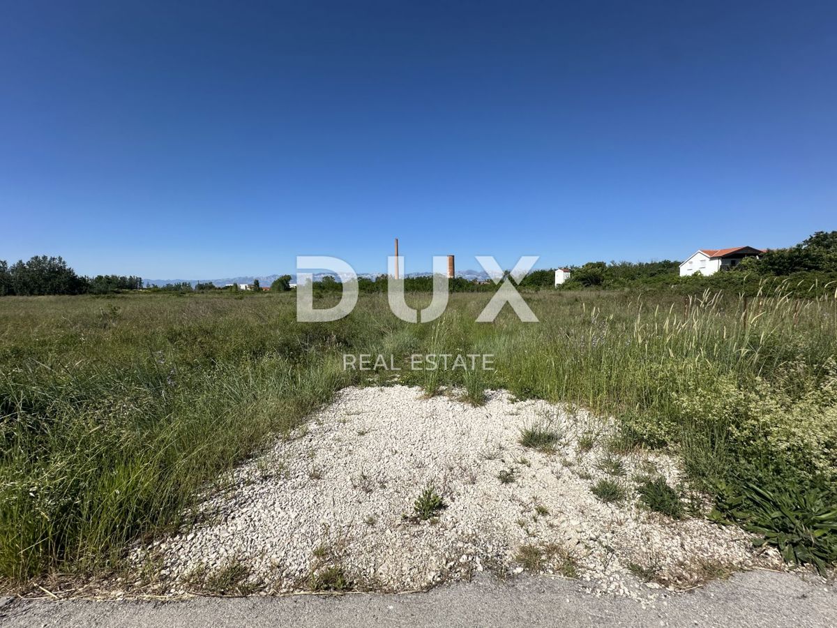 NIN - Gradbeno zemljišče 431m² - Blizu morja!