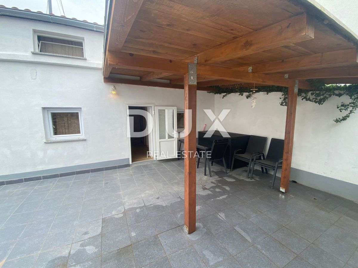 CRIKVENICA - na novo prenovljena samostojna hiša s pogledom na morje! NUJNO PRODAJA! PRILOŽNOST!
