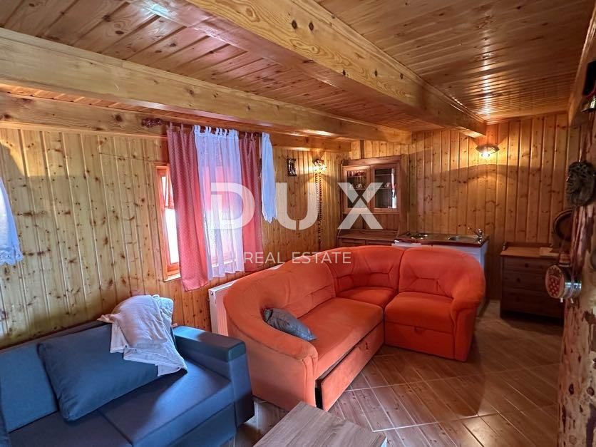 GOSPIĆ, BUŽIM - hiša z velikim vrtom, idealna za turizem