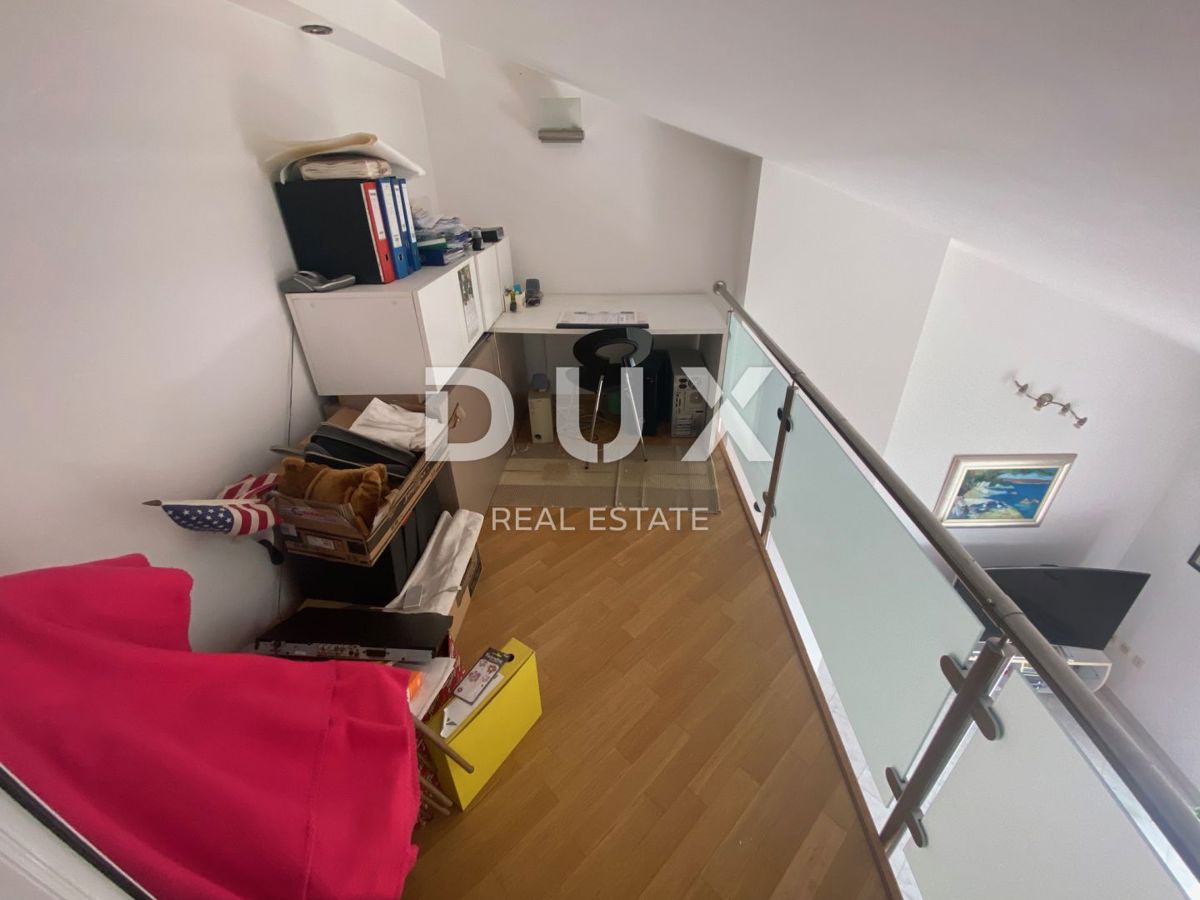 RIJEKA, KASTAV - Stanovanje z 2 spalnicama in dnevno sobo s panoramskim pogledom na morje + 2 parkirni mesti! PRILOŽNOST!