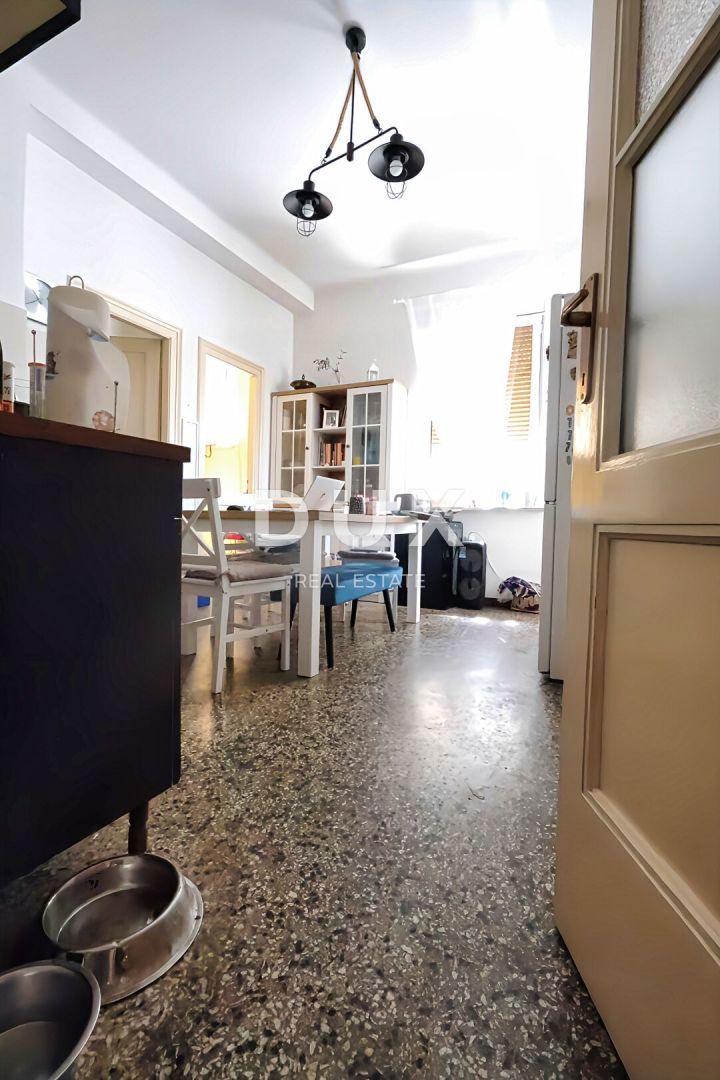 Hiša Pećine, Rijeka, 410m2
