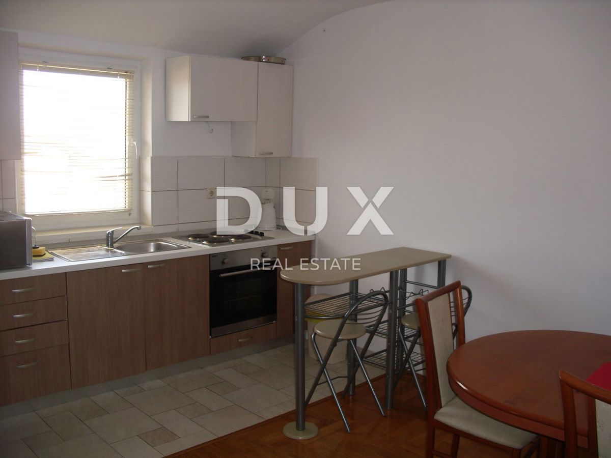 OTOK KRK, MALINSKA - Apartma 2 spalnici + dnevna soba z razgledom in parkiriščem
