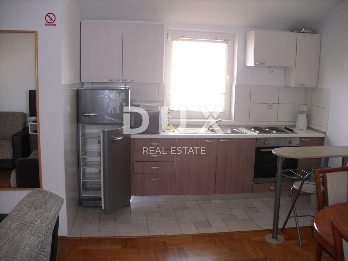 OTOK KRK, MALINSKA - Apartma 2 spalnici + dnevna soba z razgledom in parkiriščem