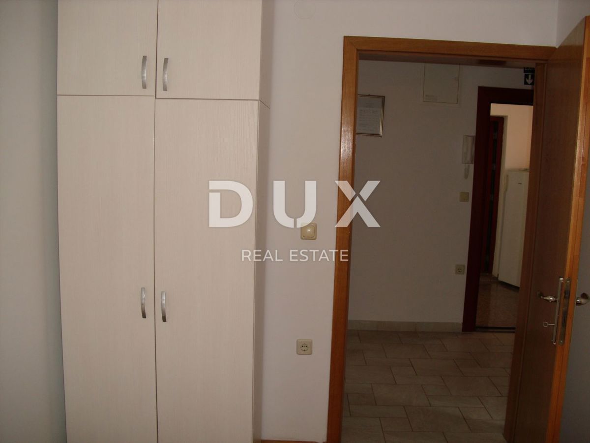 OTOK KRK, MALINSKA - Apartma 2 spalnici + dnevna soba z razgledom in parkiriščem