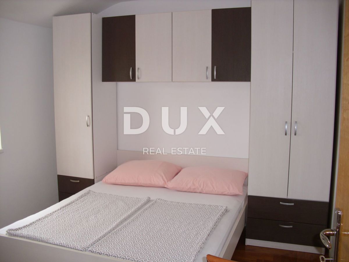 OTOK KRK, MALINSKA - Apartma 2 spalnici + dnevna soba z razgledom in parkiriščem