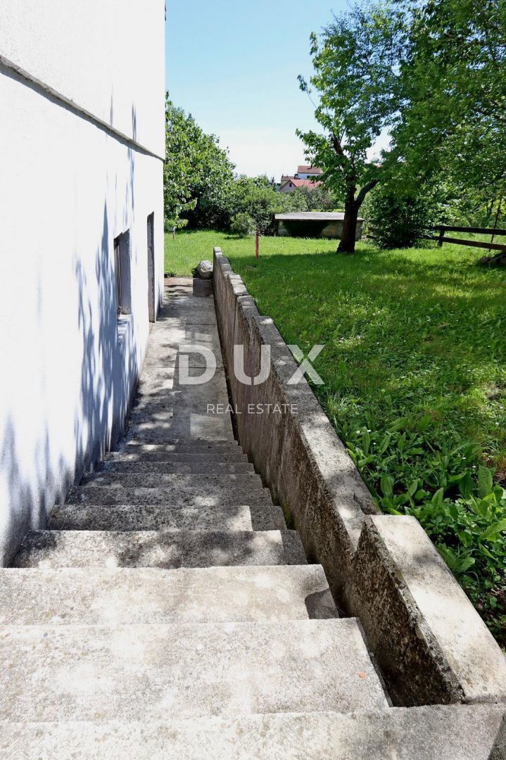 OPATIJA, MATULJI - družinska hiša z vrtom in pogledom na morje