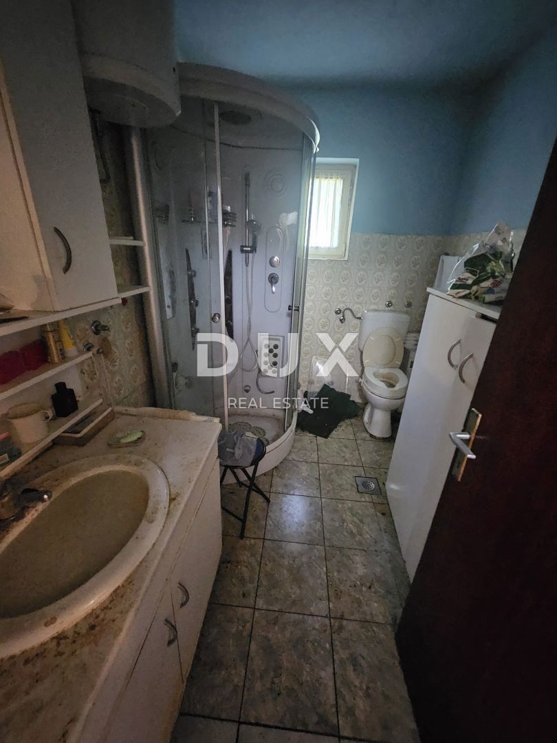 OPATIJA, IKA - stanovanje 80m2, dnevna soba + 2 spalnici, pritličje, s pogledom na morje in veliko teraso + vrt cca 125m2