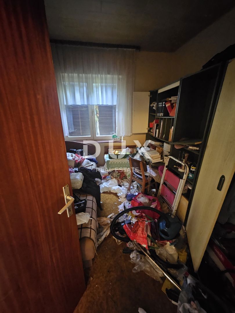 OPATIJA, IKA - stanovanje 80m2, dnevna soba + 2 spalnici, pritličje, s pogledom na morje in veliko teraso + vrt cca 125m2