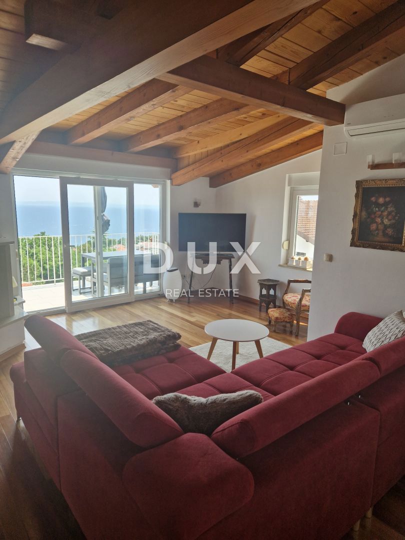 OPATIJA, IČIĆI - čudovito stanovanje v hiši z dvema terasama in panoramskim pogledom na morje