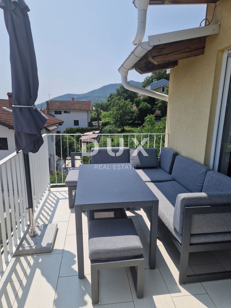 OPATIJA, IČIĆI - čudovito stanovanje v hiši z dvema terasama in panoramskim pogledom na morje