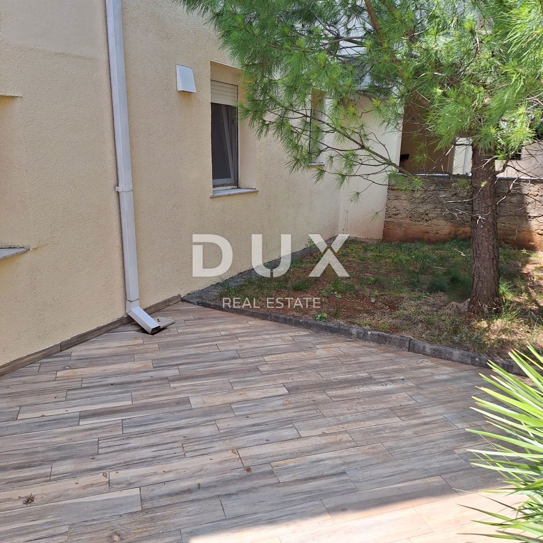 OTOK KRK, MESTO KRK - Apartma 69 m2 + vrt 150 m2