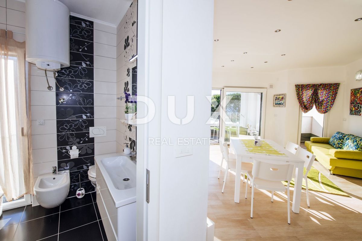 OTOK PAG, KOŠLJUN - Vila ob morju s 4 apartmaji