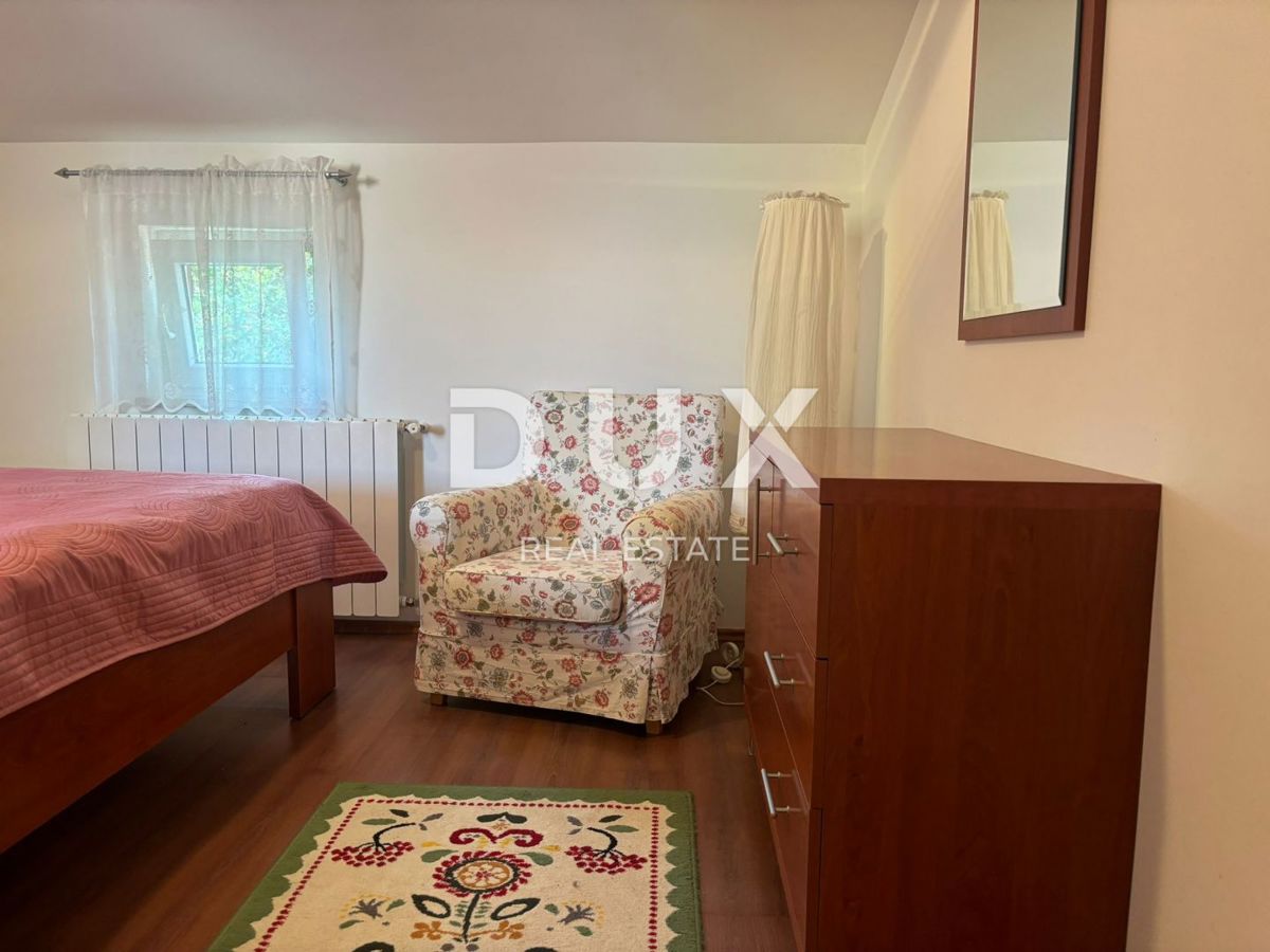 ISTRA, BANJOLE Apartma z bazenom in teraso 300 metrov od morja!