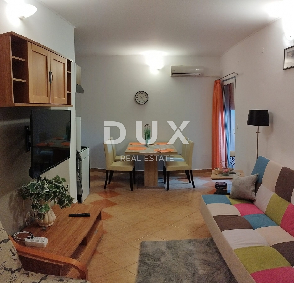 Hiša Valdebek, Pula, 450m2