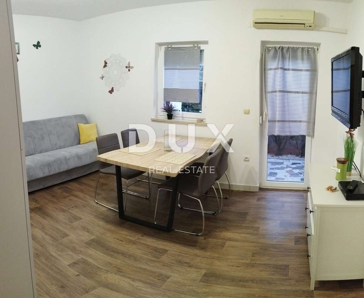 Hiša Valdebek, Pula, 450m2