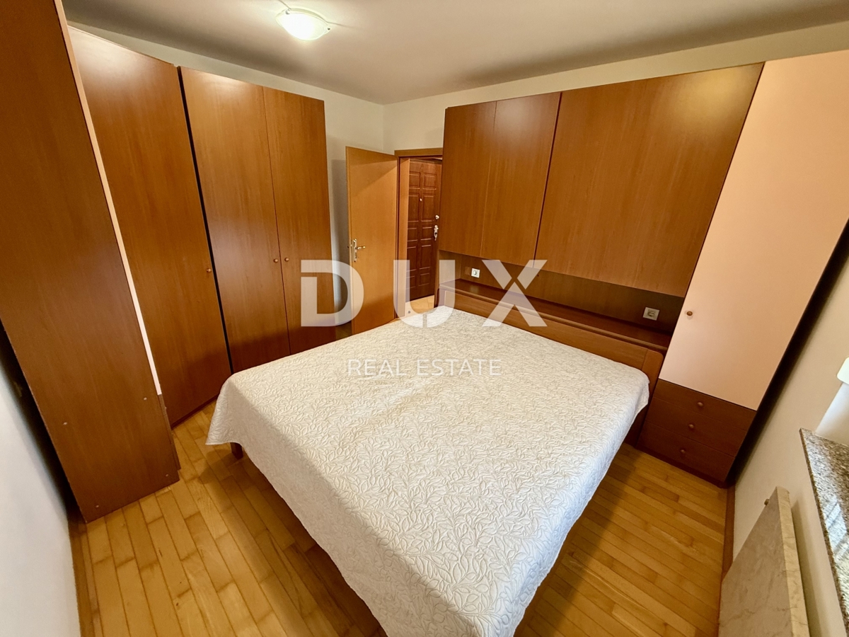 VIŠKOVO, MARINIĆI - 2 SPALNICI + DNEVNA SOBA, 74 m2 - GARAŽA in RAZGLED!