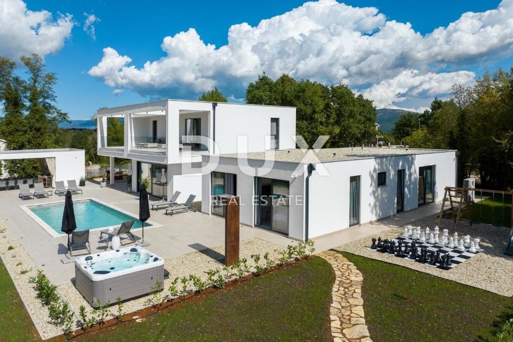 ISTRA, LABIN - luksuzna vila z ogrevanim bazenom in wellnessom v osrčju vzhodne Istre