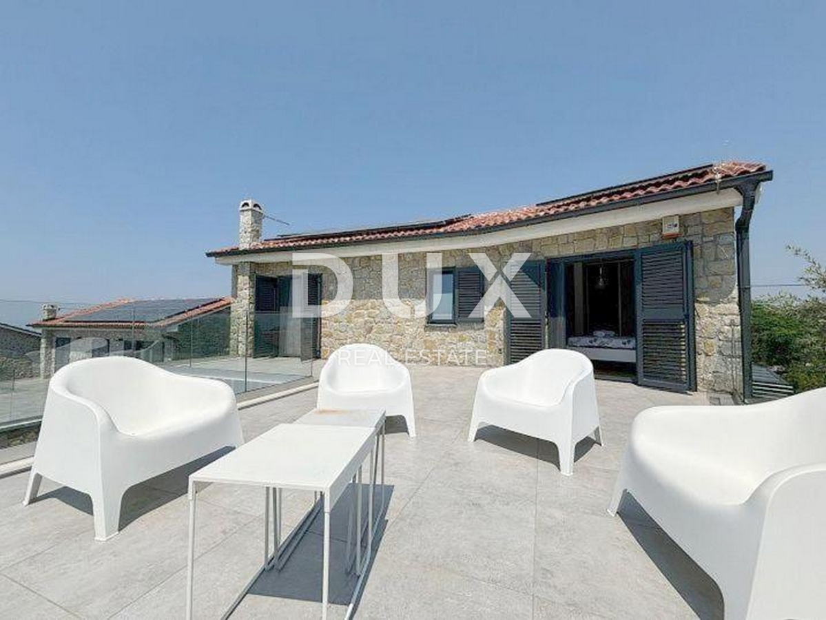 Hiša Lun, Novalja, 240m2