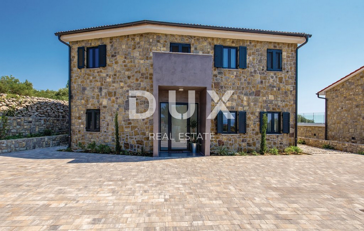 Hiša Lun, Novalja, 240m2