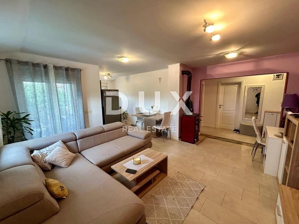ISTRA, NOVIGRAD - Apartma s pogledom na naravo na odlični lokaciji, idealni za mir in zasebnost!