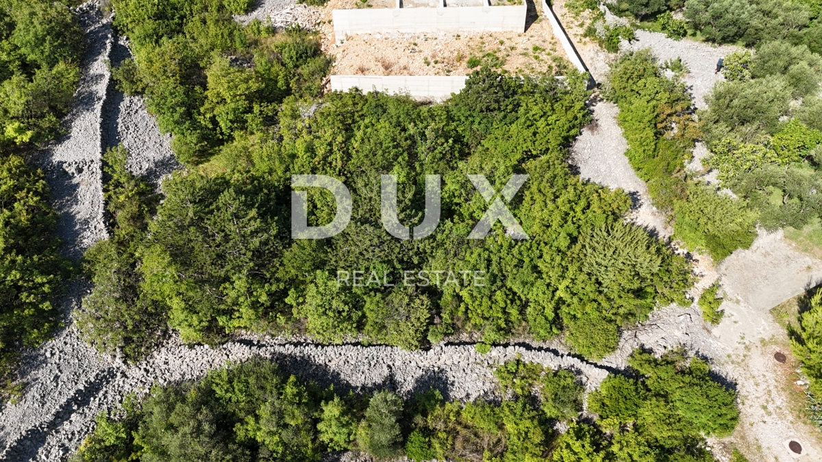 Vrbnik, 1.037m2