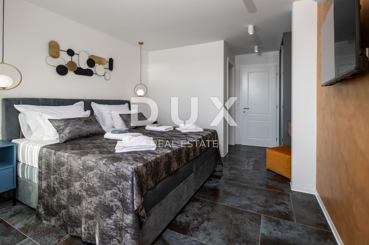 OTOK PAG, NOVALJA - Vila s 4 spalnicami, bazenom in savno, 148,50 m2