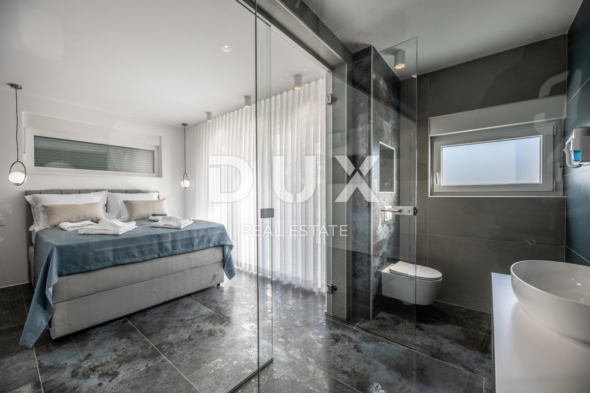OTOK PAG, NOVALJA - Vila s 4 spalnicami, bazenom in savno, 148,50 m2