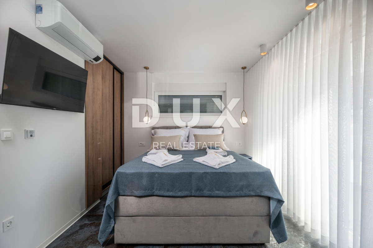 OTOK PAG, NOVALJA - Vila s 4 spalnicami, bazenom in savno, 148,50 m2