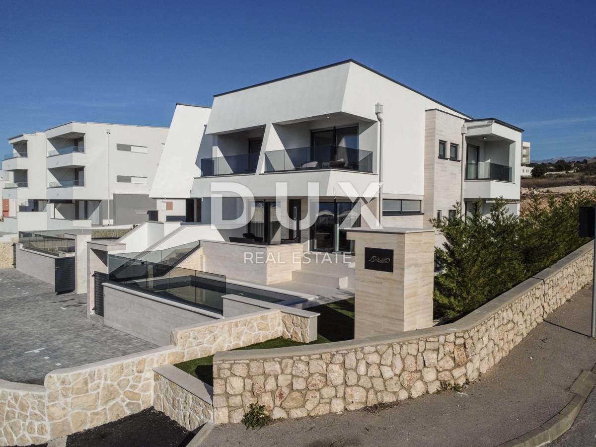 OTOK PAG, NOVALJA - Vila s 4 spalnicami, bazenom in savno, 148,50 m2