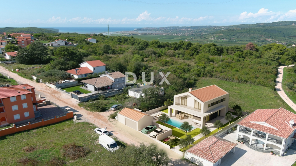 ISTRA, BUJE, KAŠTEL - Zemljišče z veljavnim gradbenim dovoljenjem