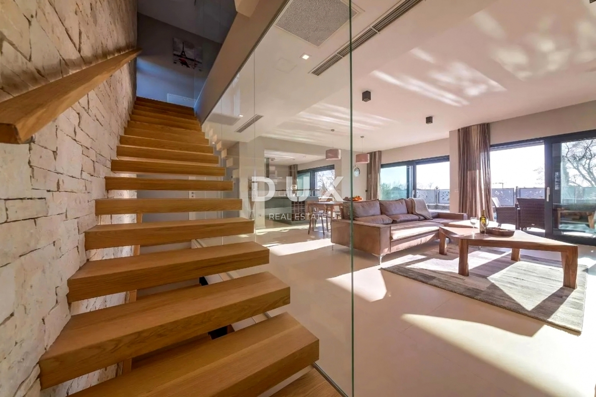 Hiša Poreč, 250m2