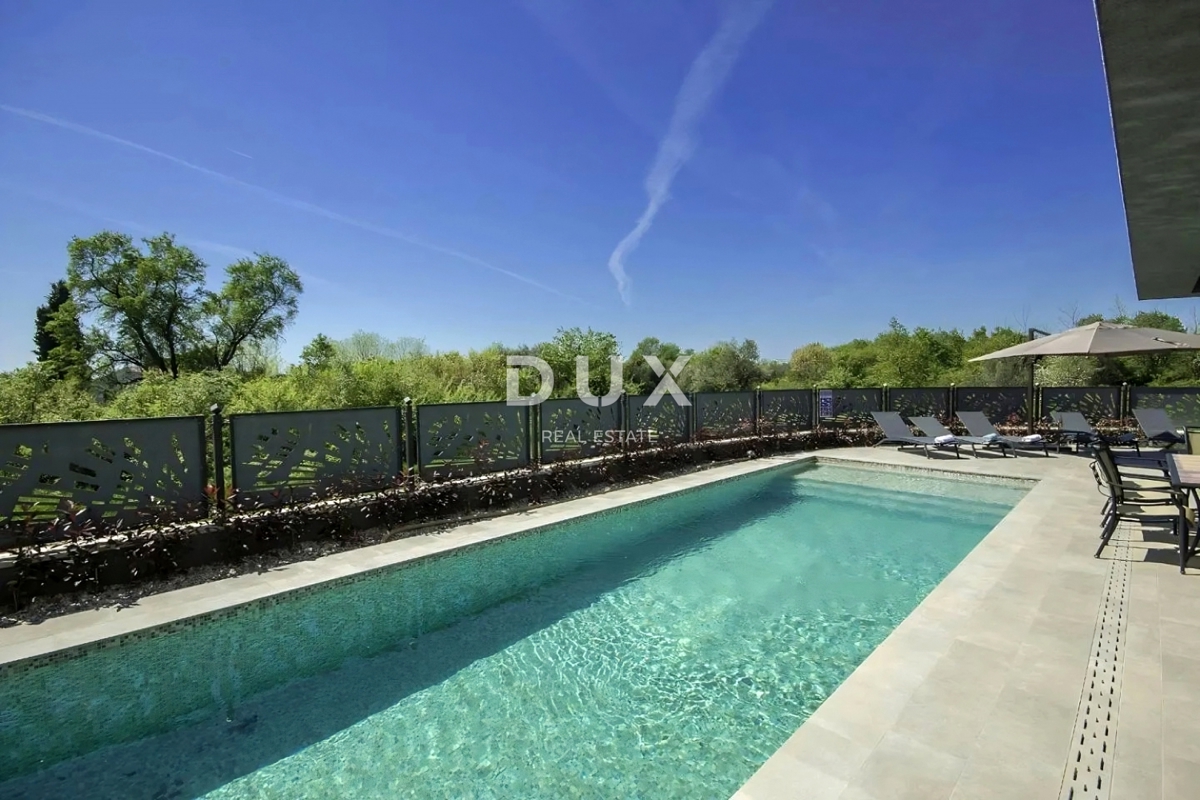 ISTRA, POREČ - Moderna hiša z bazenom v bližini morja