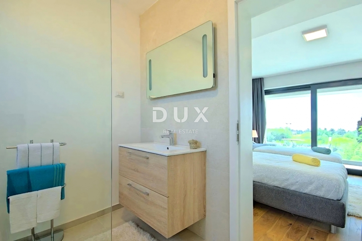 ISTRA, POREČ - Moderna hiša z bazenom v bližini morja