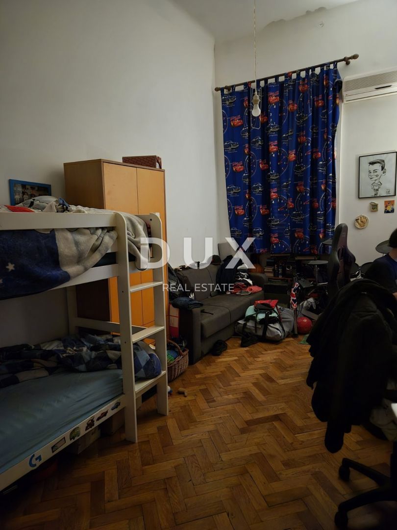 RIJEKA, CENTER - prostorno 3S+DB 