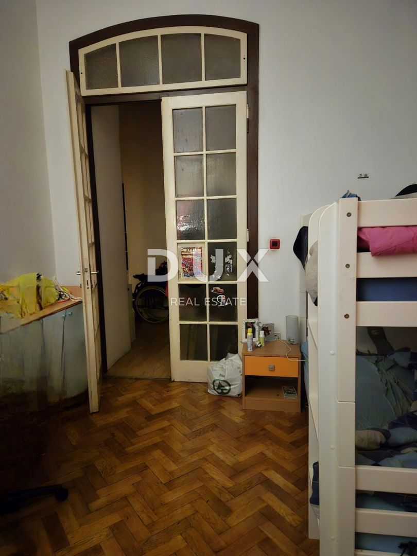 RIJEKA, CENTER - prostorno 3S+DB 