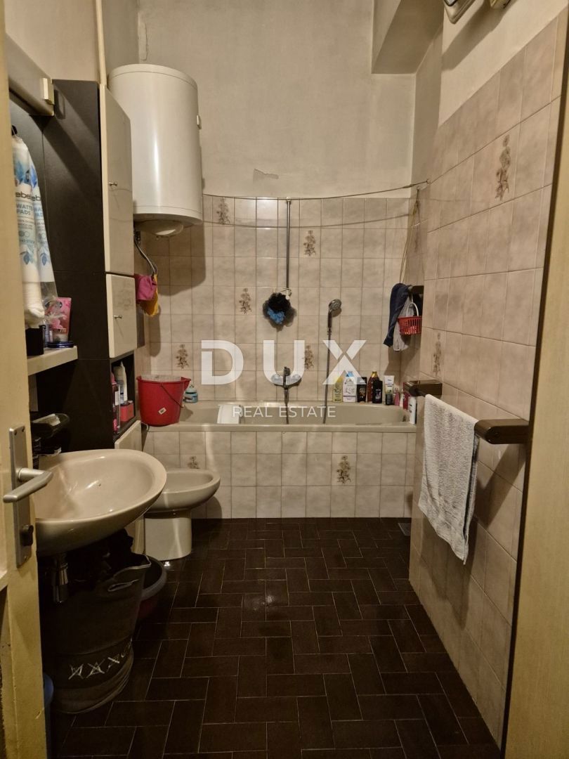 RIJEKA, CENTER - prostorno 3S+DB 