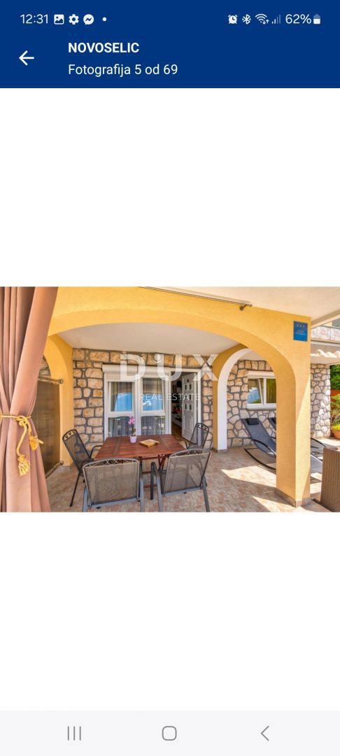 CRIKVENICA, DRAMALJ - Hiša s 6 apartmaji, 200 m od morja