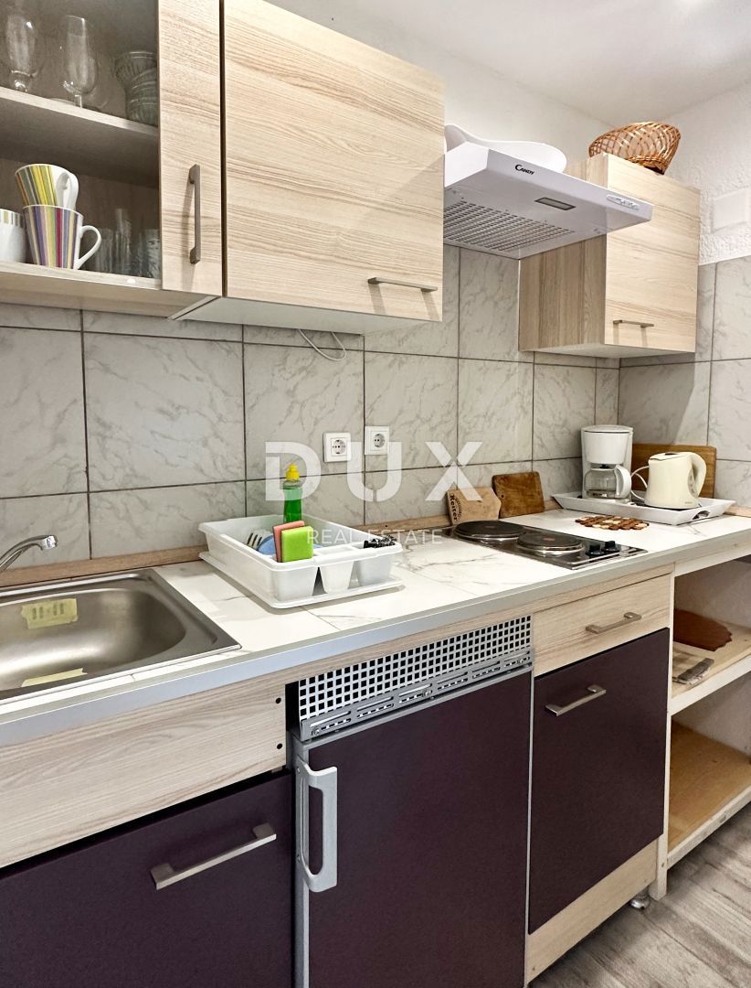 CRIKVENICA, DRAMALJ - Dva apartmaja 100 metrov od morja