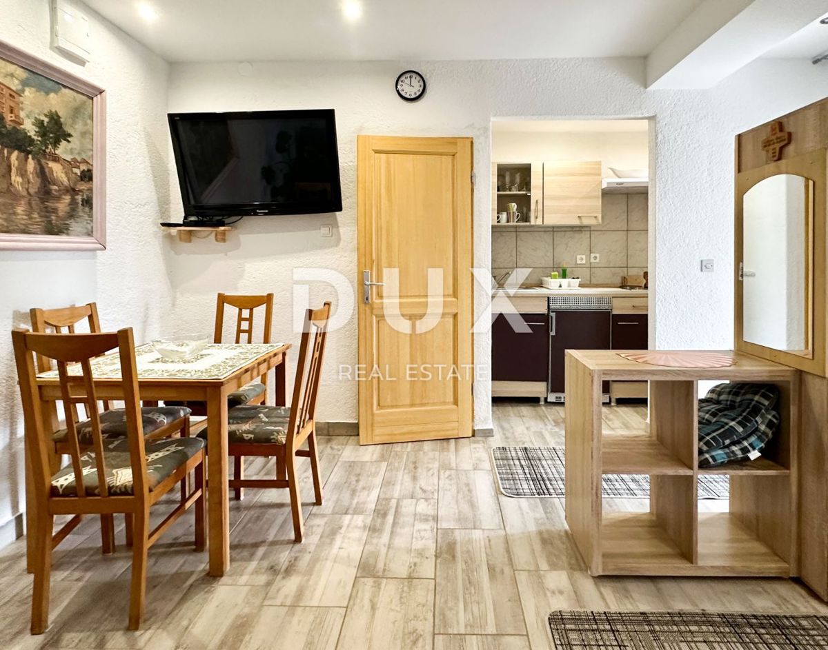 CRIKVENICA, DRAMALJ - Dva apartmaja 100 metrov od morja