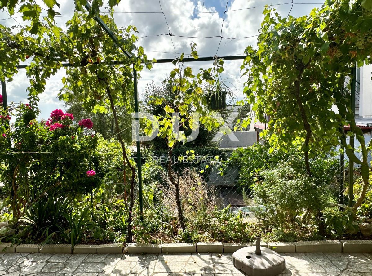 CRIKVENICA, DRAMALJ - Dva apartmaja 100 metrov od morja