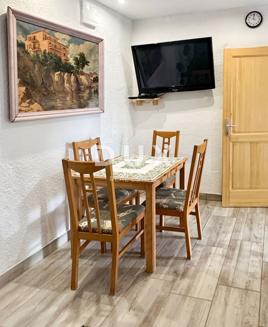 CRIKVENICA, DRAMALJ - Dva apartmaja 100 metrov od morja