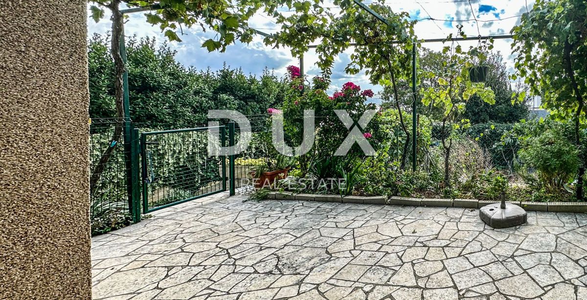 CRIKVENICA, DRAMALJ - Dva apartmaja 100 metrov od morja