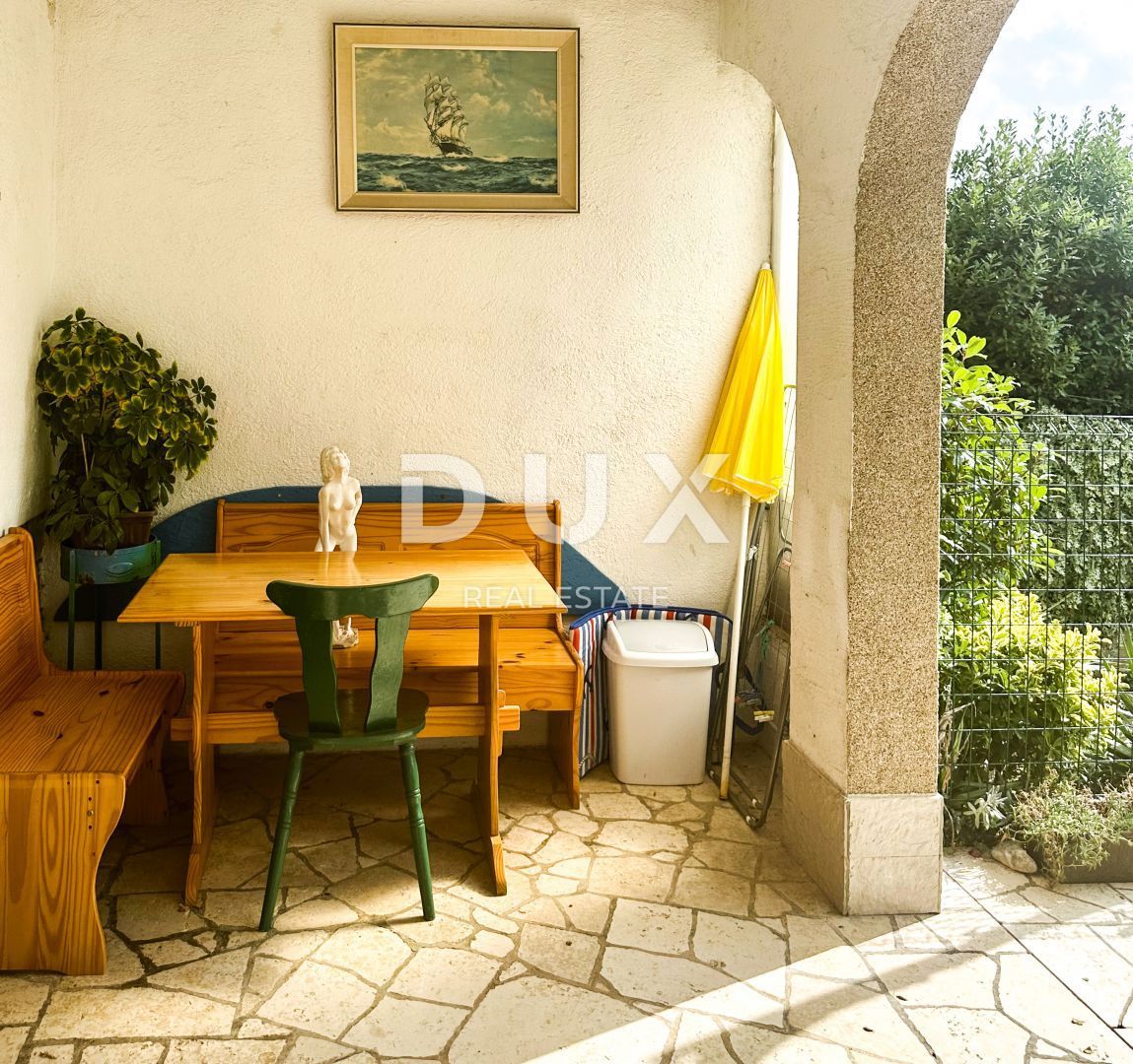 CRIKVENICA, DRAMALJ - Dva apartmaja 100 metrov od morja