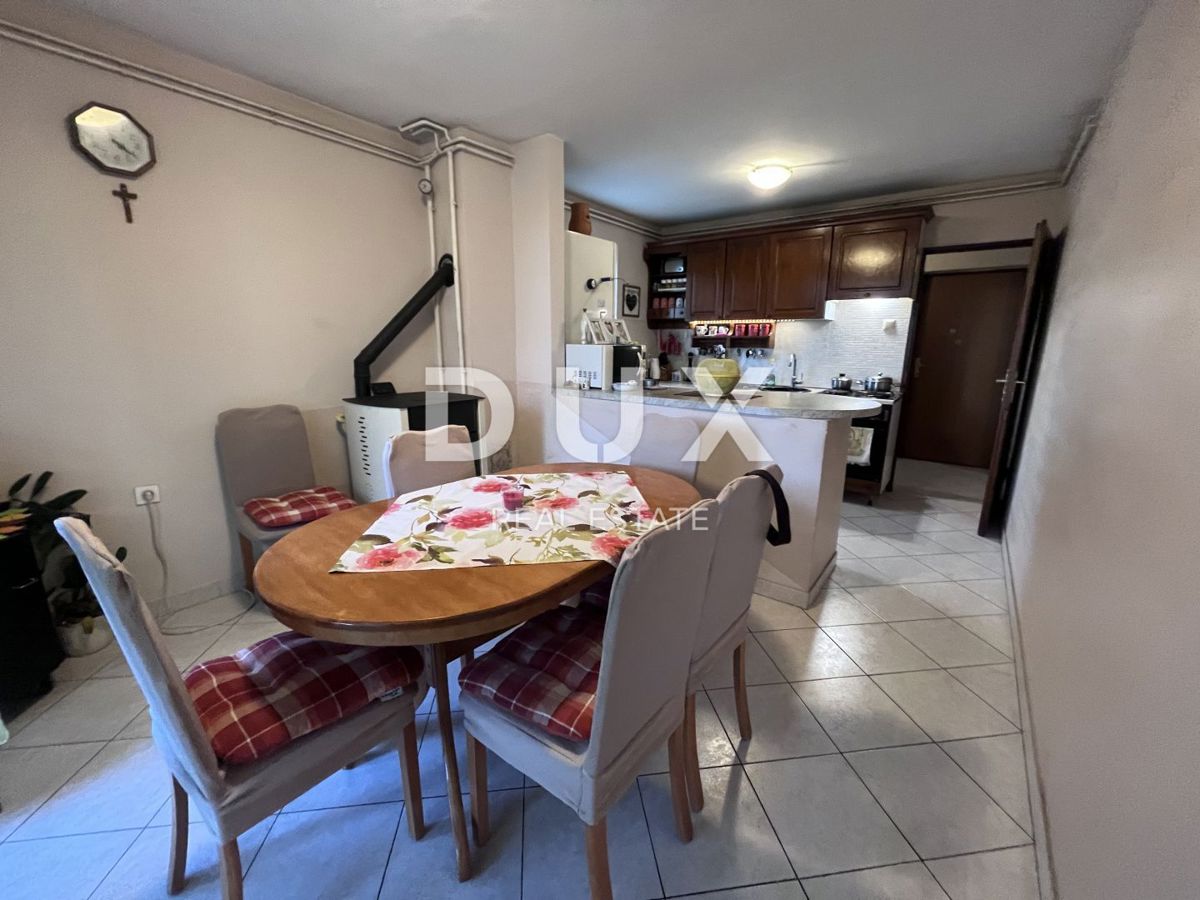 RIJEKA, SRDOČI, CENTER - samostojna hiša s 3 stanovanji + pomožni objekt + vrt! PRILOŽNOST! NUJNO!