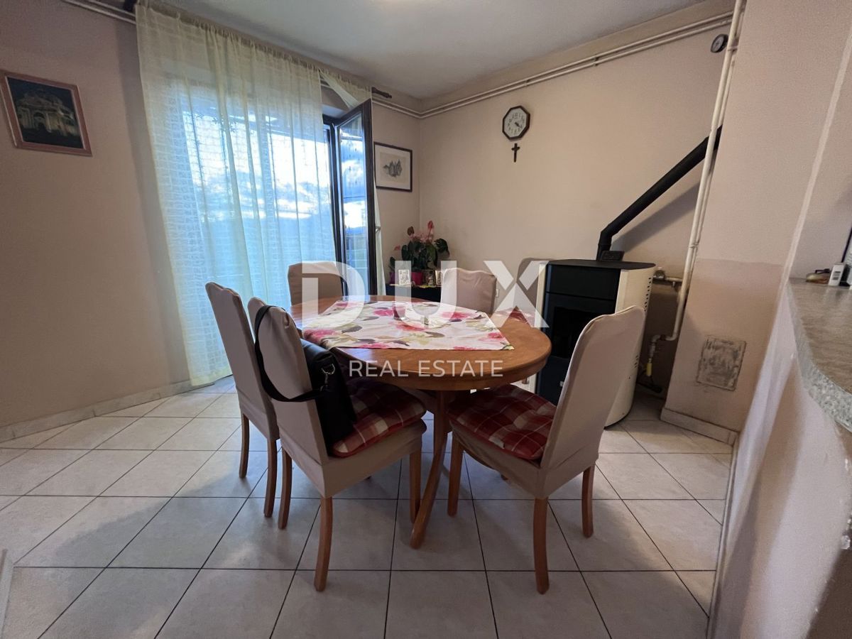 RIJEKA, SRDOČI, CENTER - samostojna hiša s 3 stanovanji + pomožni objekt + vrt! PRILOŽNOST! NUJNO!