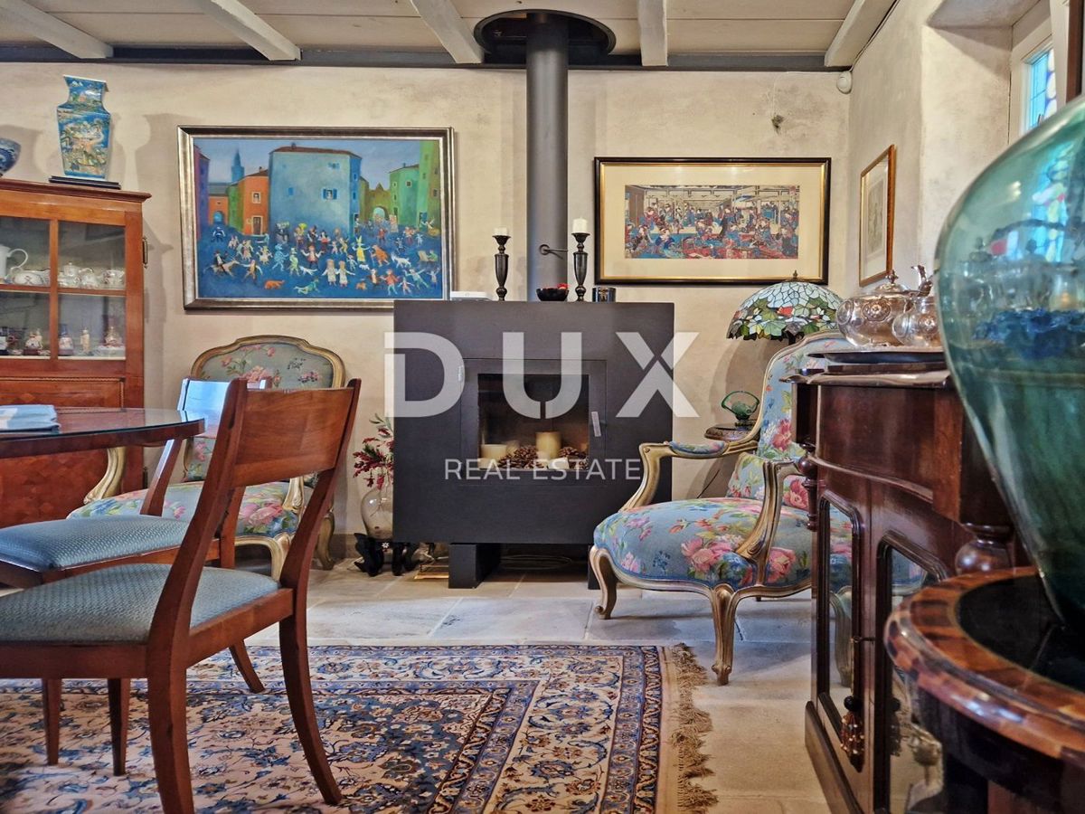 ISTRA, BUJE - Kamnita hiša s čudovitim razgledom