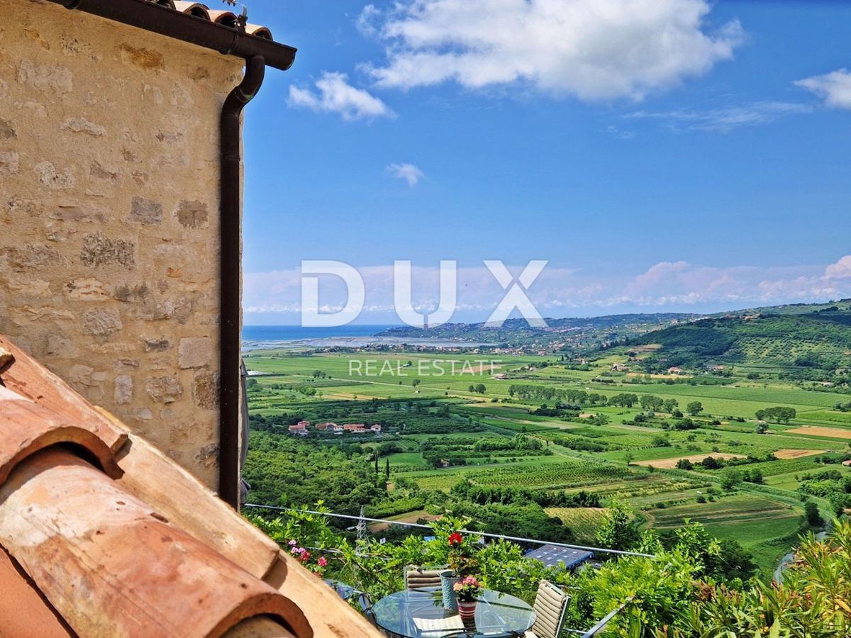 ISTRA, BUJE - Kamnita hiša s čudovitim razgledom