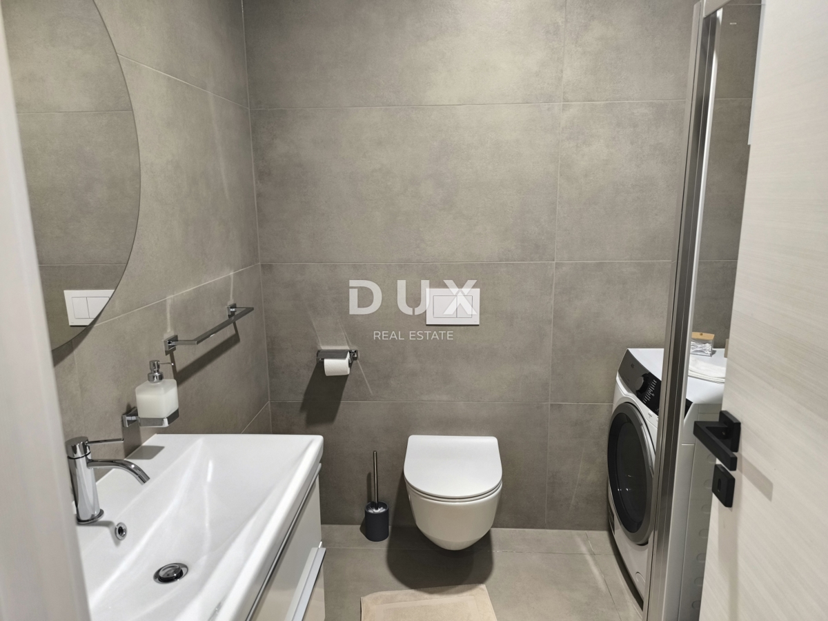 ISTRA, PULA - Luksuzno stanovanje z garažnim prostorom v centru mesta